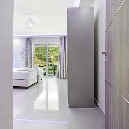 Apartament Dionysia S7 *